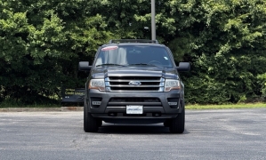 Used 2017 Ford Expedition 4d SUV 4WD XLT at Auto Direct near Zebulon, NC