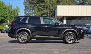 Used 2024  Nissan Rogue FWD S at Auto Direct near Zebulon&comma; NC