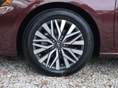 Used 2024  Nissan Altima 2.5 SV Sedan at Auto Direct near Zebulon, NC