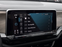 Used 2025  Volkswagen Atlas 2&period;0T SE w&sol;Technology FWD at Auto Direct near Zebulon&comma; NC