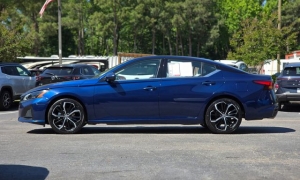 Used 2024  Nissan Altima 2&period;5 SR Sedan at Auto Direct near Zebulon&comma; NC