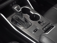 Used 2022  Toyota Highlander XLE FWD at Auto Direct near Zebulon, NC