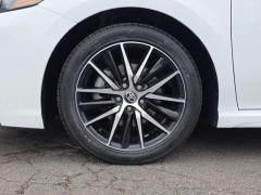 Used 2024  Toyota Camry SE Auto at Auto Direct near Zebulon&comma; NC