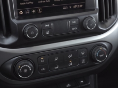 Used 2022  Chevrolet Colorado 4WD Crew Cab 128" LT at Auto Direct near Zebulon&comma; NC