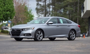 Used 2020  Honda Accord Sedan 4d EX-L 1&period;5L at Auto Direct near Zebulon&comma; NC