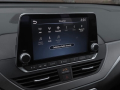 Used 2025  Nissan Altima SR FWD at Auto Direct near Zebulon&comma; NC