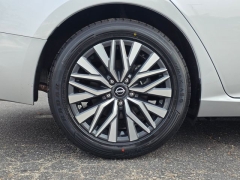 Used 2024  Nissan Altima 2&period;5 SV Sedan at Auto Direct near Zebulon&comma; NC