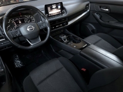 Used 2025  Nissan Rogue FWD SV at Auto Direct near Zebulon&comma; NC