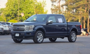 Used 2019  Ford F-150 4WD SuperCrew Platinum 5 1&sol;2 at Auto Direct near Zebulon&comma; NC