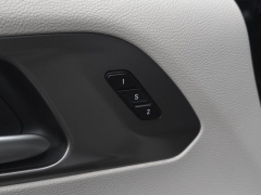 Used 2024  Chrysler Pacifica Touring L FWD at Auto Direct near Zebulon&comma; NC