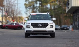 Used 2020  Hyundai Venue 4d SUV FWD SE IVT at Auto Direct near Zebulon&comma; NC
