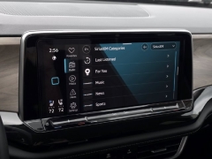 Used 2025  Volkswagen Atlas 2&period;0T SE w&sol;Technology FWD at Auto Direct near Zebulon&comma; NC