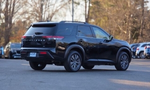 Used 2024  Nissan Pathfinder SV 2WD at Auto Direct near Zebulon&comma; NC