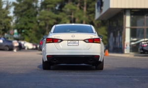 Used 2024  Nissan Altima 2&period;5 SR Sedan at Auto Direct near Zebulon&comma; NC