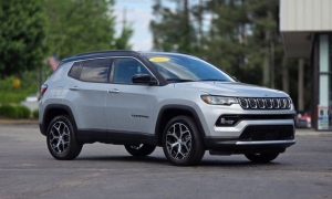 Used 2024  Jeep Compass Limited 4x4 at Auto Direct near Zebulon&comma; NC