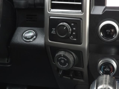 Used 2019  Ford F-150 4WD SuperCrew Platinum 5 1&sol;2 at Auto Direct near Zebulon&comma; NC