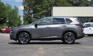 Used 2025  Nissan Rogue AWD SV at Auto Direct near Zebulon&comma; NC