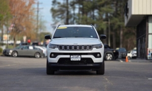 Used 2024  Jeep Compass Latitude 4x4 at Auto Direct near Zebulon&comma; NC