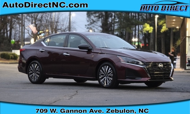 Used 2024  Nissan Altima 2.5 SV Sedan at Auto Direct near Zebulon, NC