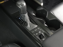 Used 2025  Toyota Camry SE at Auto Direct near Zebulon&comma; NC
