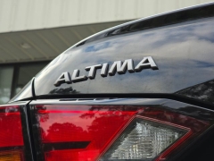Used 2024  Nissan Altima 2&period;5 SV Sedan at Auto Direct near Zebulon&comma; NC