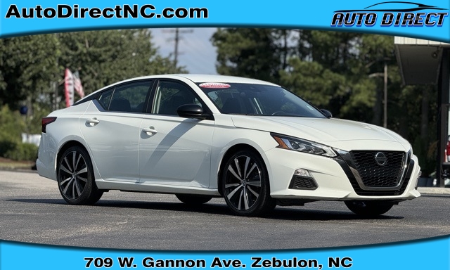 Used 2022  Nissan Altima 2.5 SR Sedan at Auto Direct near Zebulon, NC