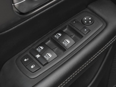 Used 2025  Chrysler Pacifica Select FWD at Auto Direct near Zebulon&comma; NC