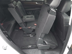Used 2025  Volkswagen Atlas 2&period;0T SE w&sol;Technology FWD at Auto Direct near Zebulon&comma; NC