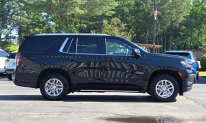 Used 2024  Chevrolet Tahoe 2WD 4dr LT at Auto Direct near Zebulon&comma; NC
