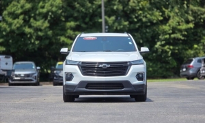 Used 2023  Chevrolet Traverse AWD 4dr LT Cloth w&sol;1LT at Auto Direct near Zebulon&comma; NC