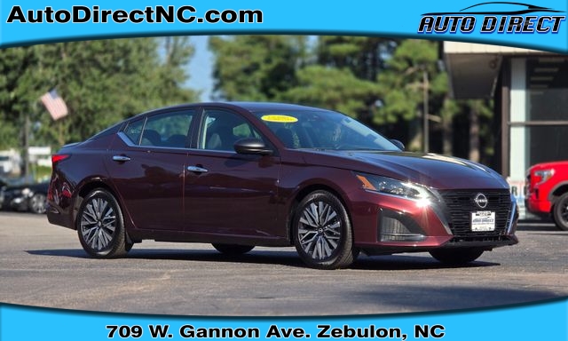 Used 2024  Nissan Altima 2&period;5 SV Sedan at Auto Direct near Zebulon&comma; NC