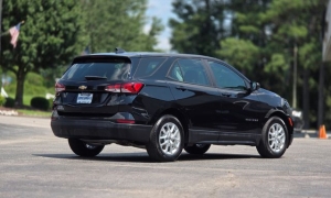 Used 2024  Chevrolet Equinox FWD 4dr LS w&sol;1LS at Auto Direct near Zebulon&comma; NC