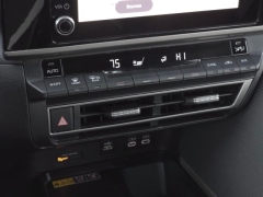 Used 2025  Toyota Camry SE at Auto Direct near Zebulon&comma; NC