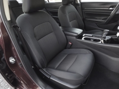 Used 2024  Nissan Altima 2.5 SV Sedan at Auto Direct near Zebulon, NC