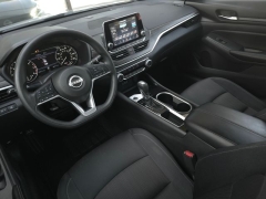 Used 2024  Nissan Altima 2&period;5 SV Sedan at Auto Direct near Zebulon&comma; NC