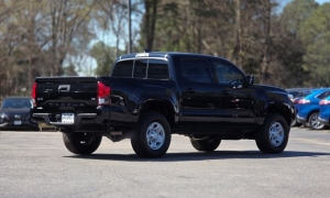 Used 2021  Toyota Tacoma 4WD SR Double Cab 5ft Bed V6 AT at Auto Direct near Zebulon&comma; NC