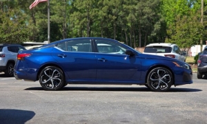 Used 2024  Nissan Altima 2&period;5 SR Sedan at Auto Direct near Zebulon&comma; NC