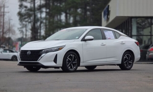 Used 2024  Nissan Sentra SV CVT at Auto Direct near Zebulon&comma; NC