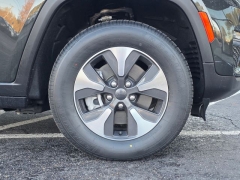 Used 2024  Jeep Grand Cherokee 4xe 4x4 at Auto Direct near Zebulon&comma; NC