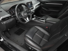 Used 2025  Nissan Altima SR FWD at Auto Direct near Zebulon&comma; NC