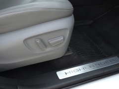 Used 2023  Toyota Highlander Limited FWD at Auto Direct near Zebulon&comma; NC