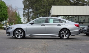 Used 2020  Honda Accord Sedan 4d EX-L 1&period;5L at Auto Direct near Zebulon&comma; NC