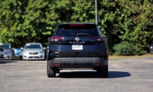 Used 2025  Nissan Rogue FWD SV at Auto Direct near Zebulon&comma; NC