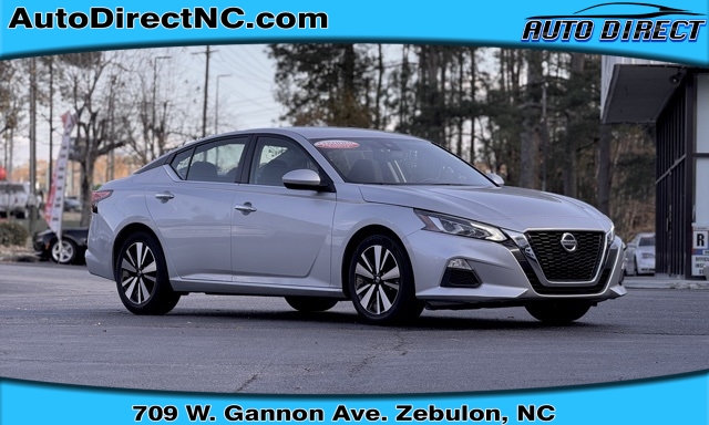 Used 2023  Nissan Altima 2.5 SV Sedan at Auto Direct near Zebulon, NC