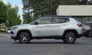 Used 2024  Jeep Compass Limited 4x4 at Auto Direct near Zebulon&comma; NC