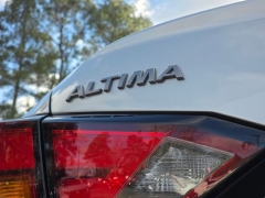 Used 2024  Nissan Altima 2&period;5 SV Sedan at Auto Direct near Zebulon&comma; NC