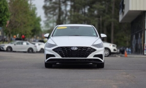 Used 2023  Hyundai Sonata SEL 2&period;5L at Auto Direct near Zebulon&comma; NC