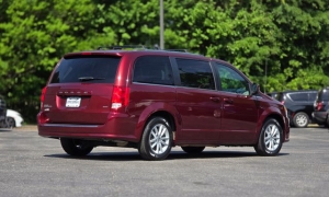 Used 2020  Dodge Grand Caravan 4d Wagon SXT at Auto Direct near Zebulon&comma; NC