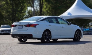 Used 2024  Nissan Altima 2&period;5 SR Sedan at Auto Direct near Zebulon&comma; NC
