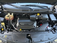 Used 2021  Chrysler Pacifica Touring L FWD at Auto Direct near Zebulon&comma; NC